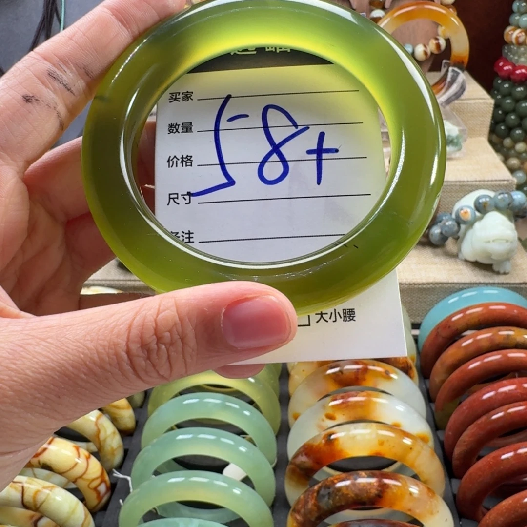 蛇纹石玉未镶嵌手镯46