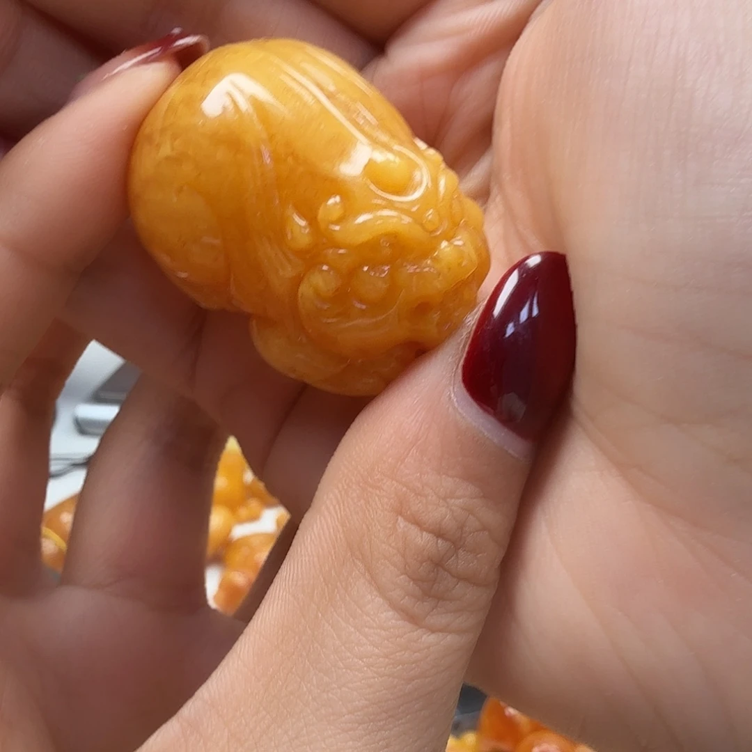 琥珀未镶嵌裸石你好