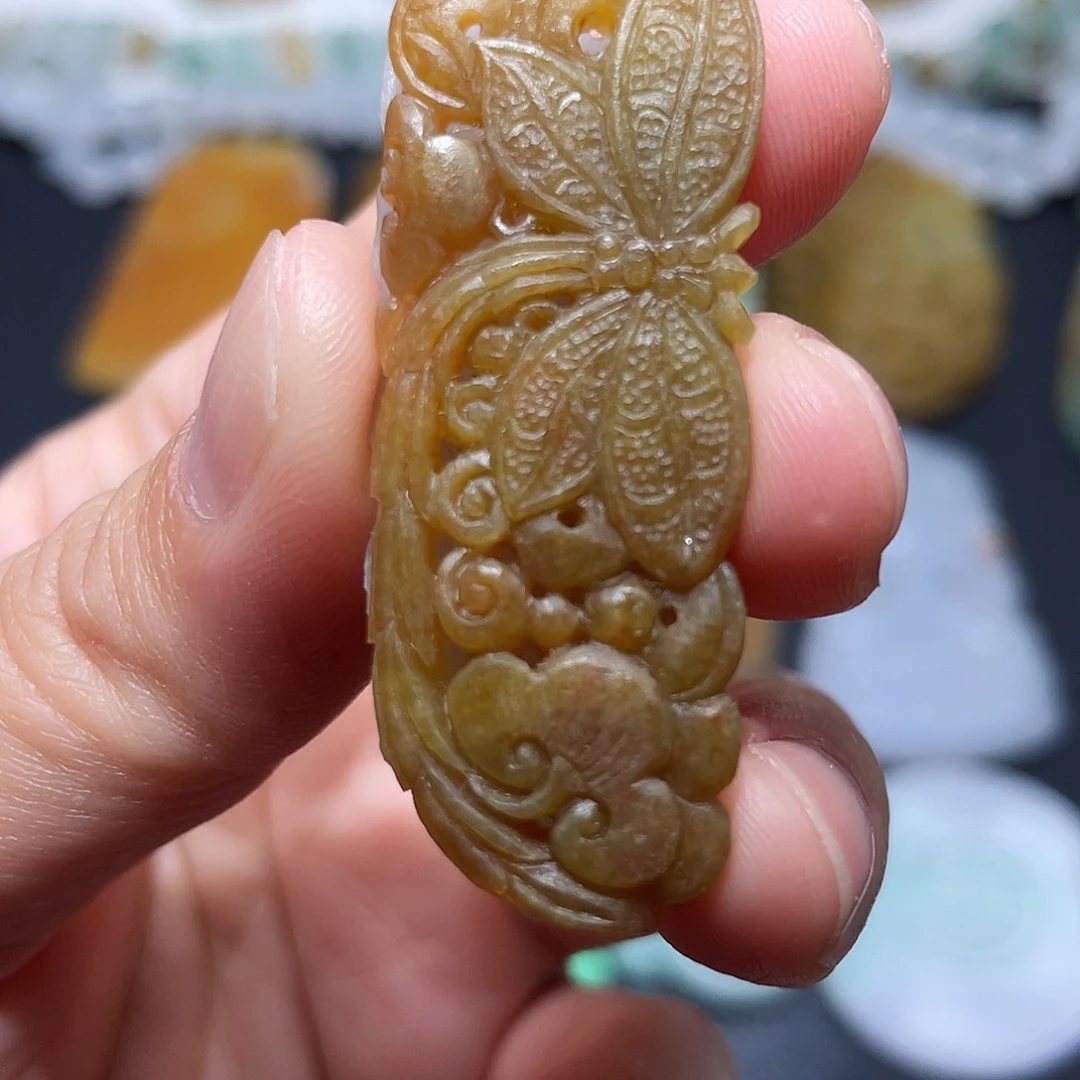 定制翡翠未镶嵌翡翠