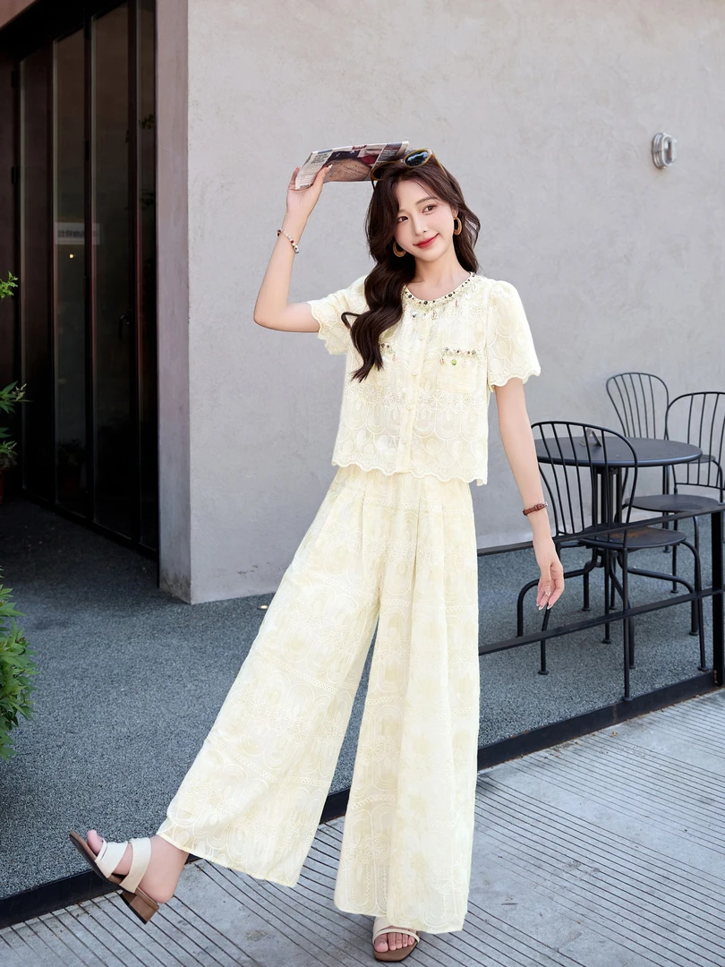 2025年夏季新款法式气质减龄蕾丝短袖衬衫高腰阔腿裤小香风两件套