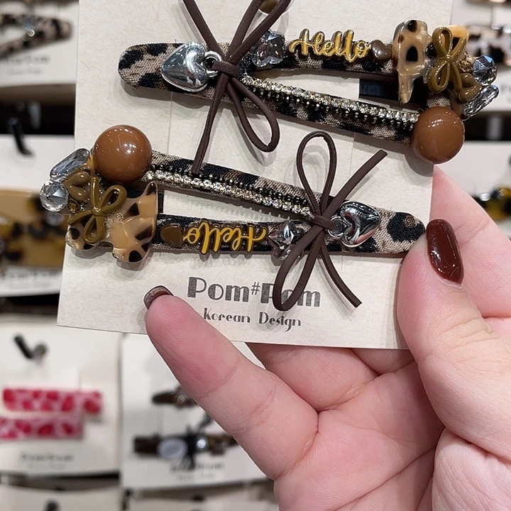 铁合金皮质豹纹狗