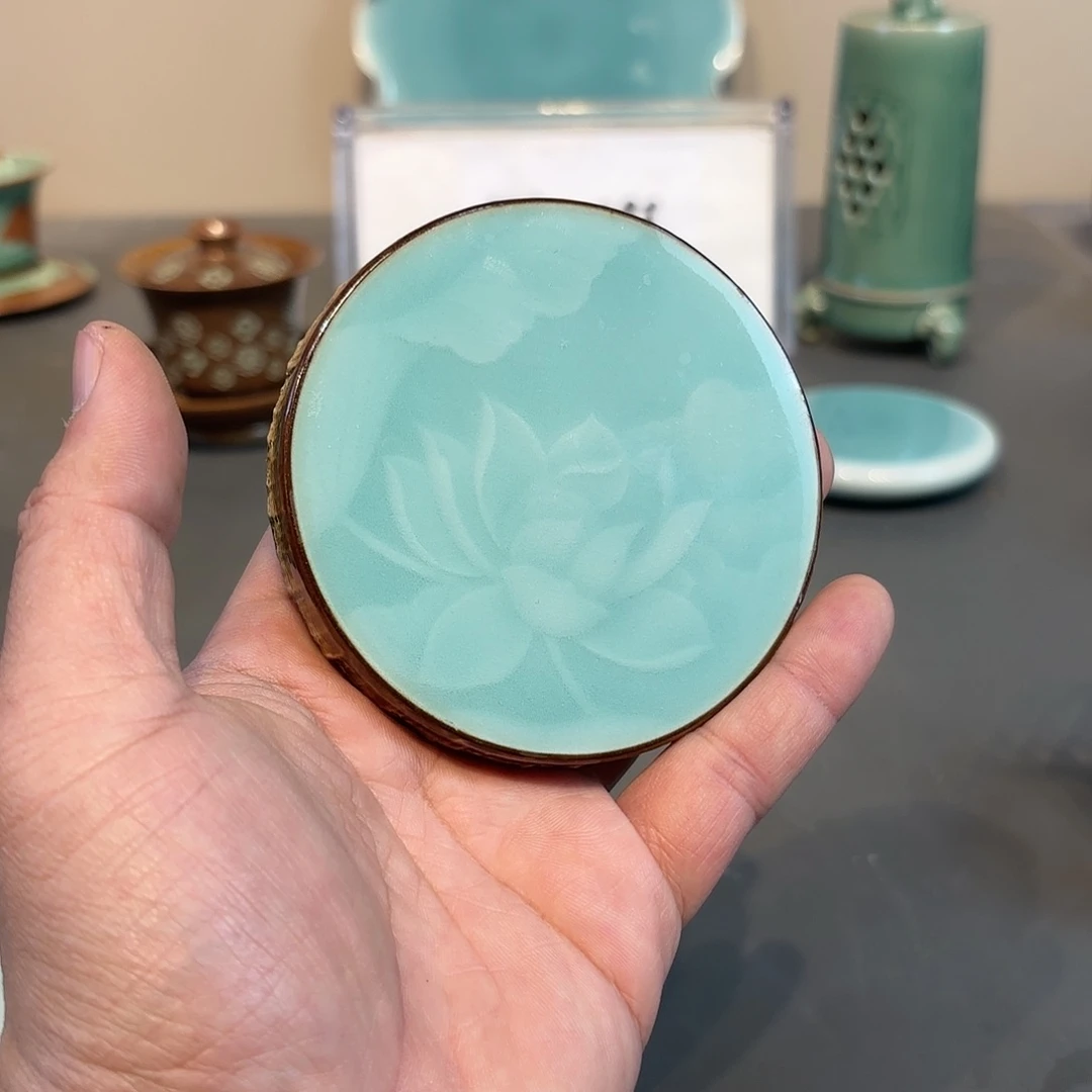 瓷片龙泉青瓷福利青瓷