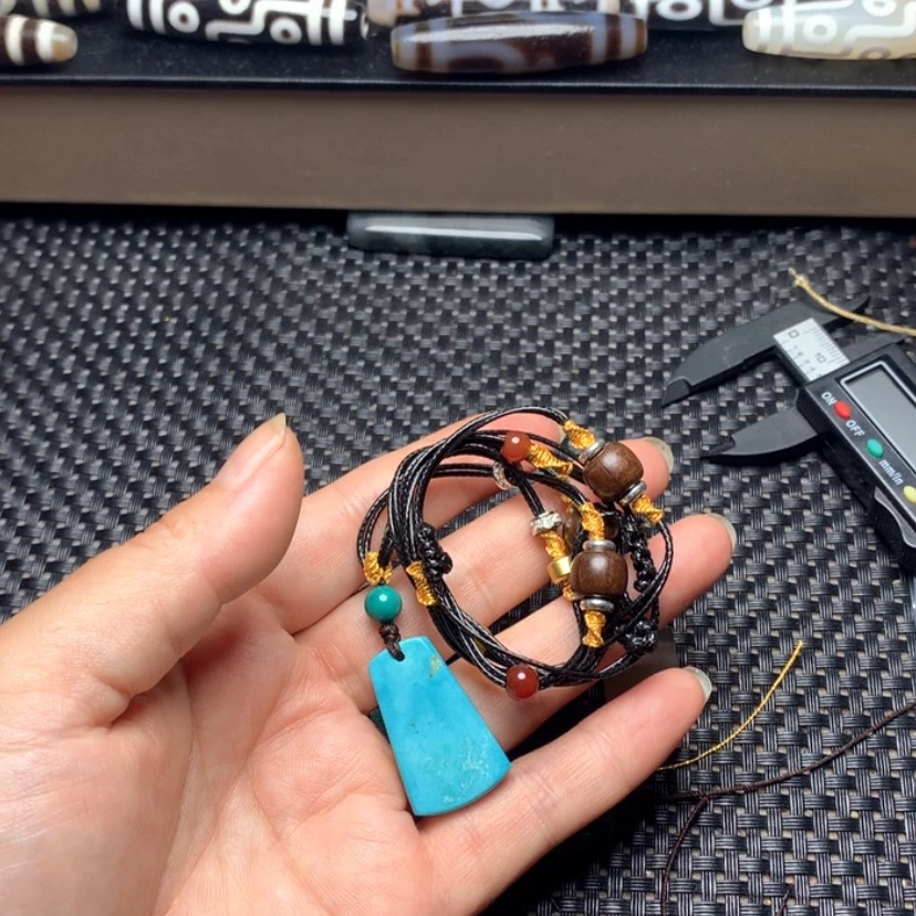 【闪购商品】玛瑙/玉髓颈饰未镶嵌绅*