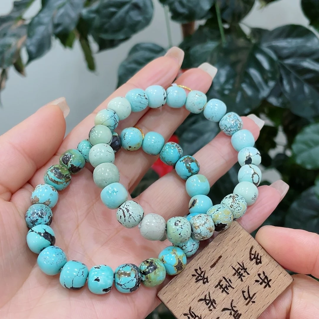 绿松石颈饰未镶嵌