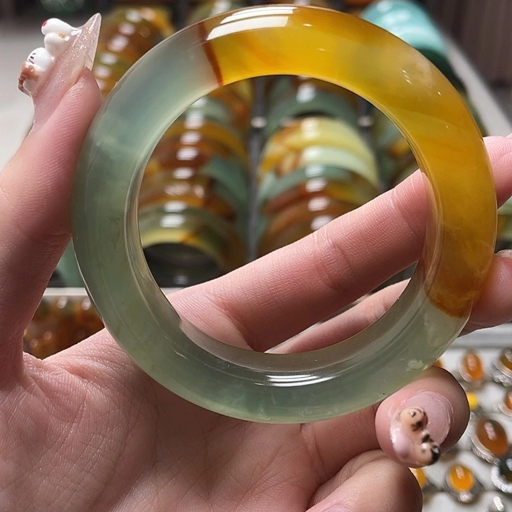 蛋***蛋未镶嵌蛇纹石玉手镯53