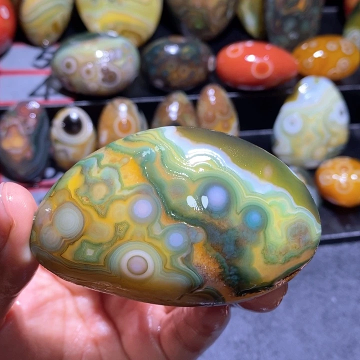 玛瑙/玉髓玛瑙吊坠未镶嵌