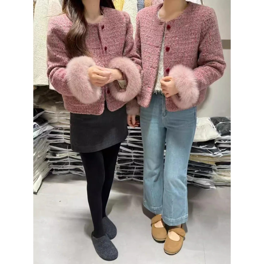 小香风羽绒女2025冬季新款韩版宽松显瘦时尚圆领长袖短款外套潮