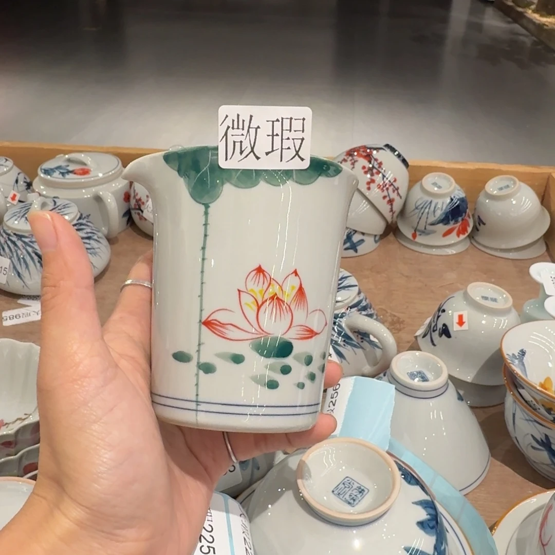 釉下手绘茶具微瑕