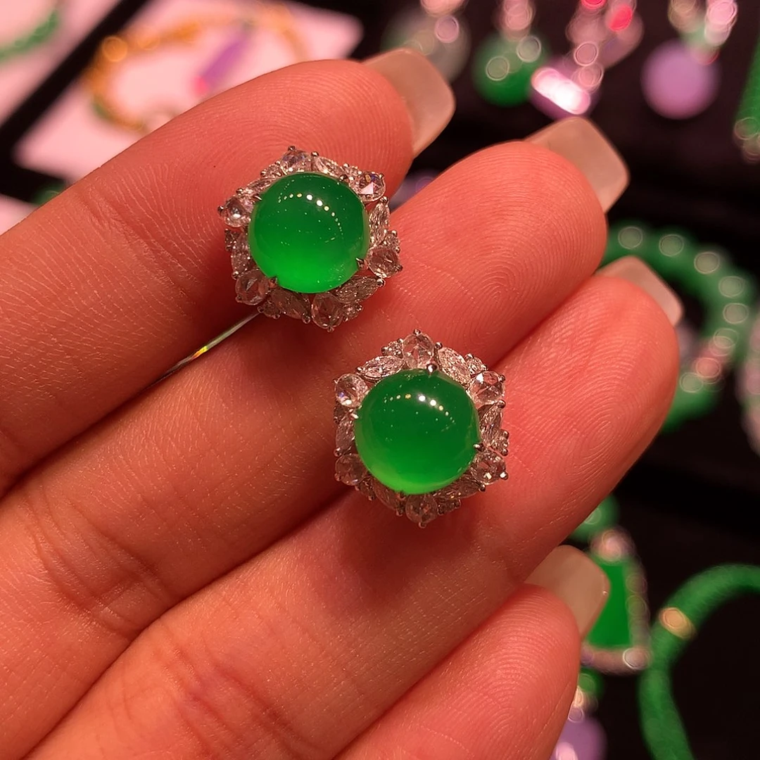 翡翠18K金镶嵌耳饰