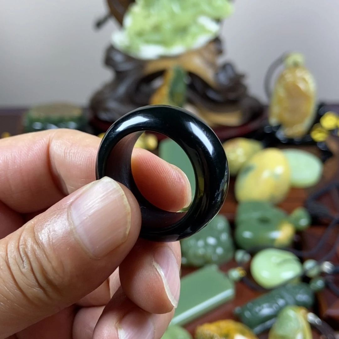 未镶嵌岫岩老玉（透闪石质玉）珠宝奇石