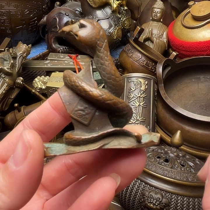 精美铜器批发档口