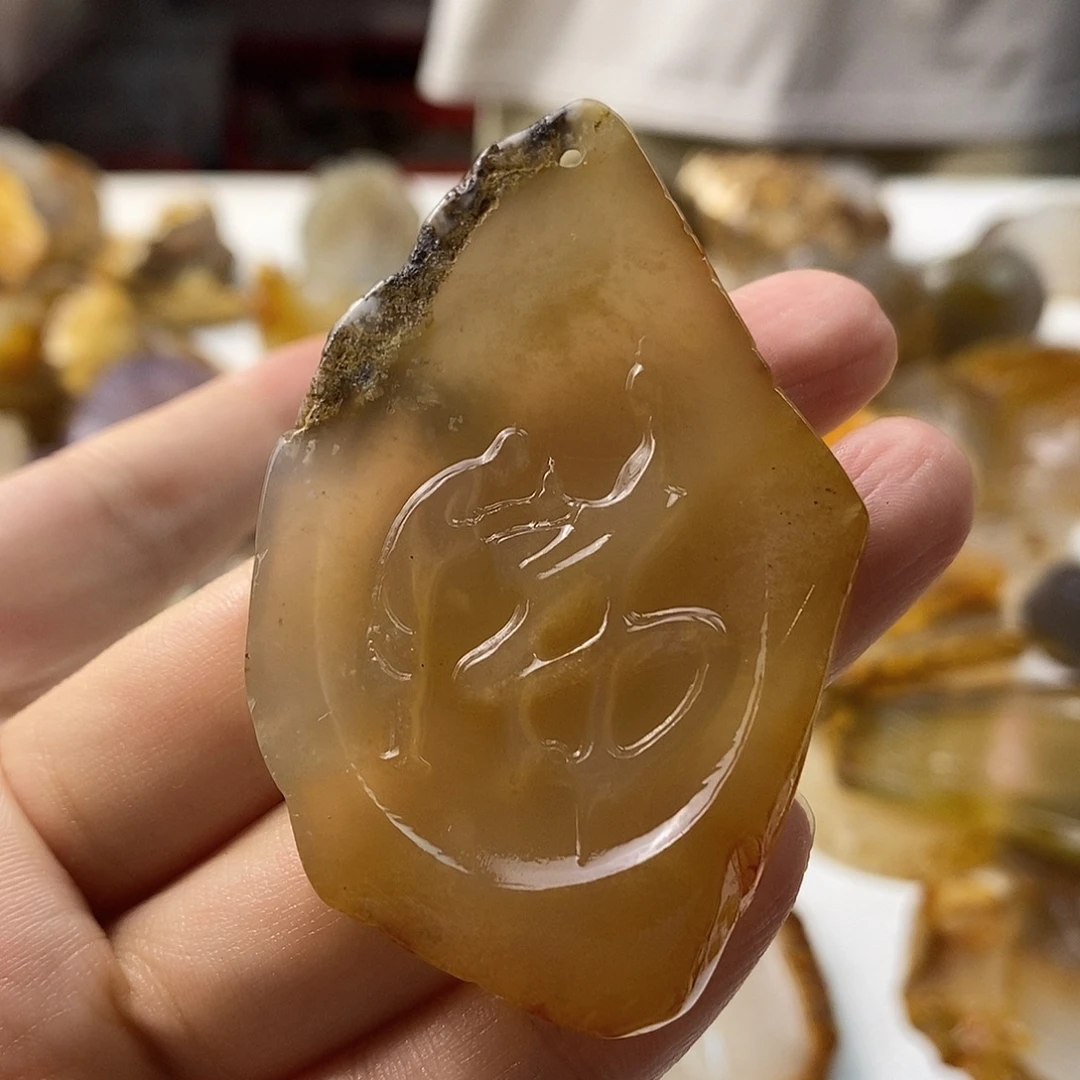 玛瑙/玉髓未镶嵌颈饰