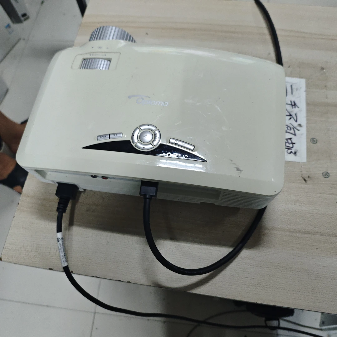 二手奥图码投影仪运费到付