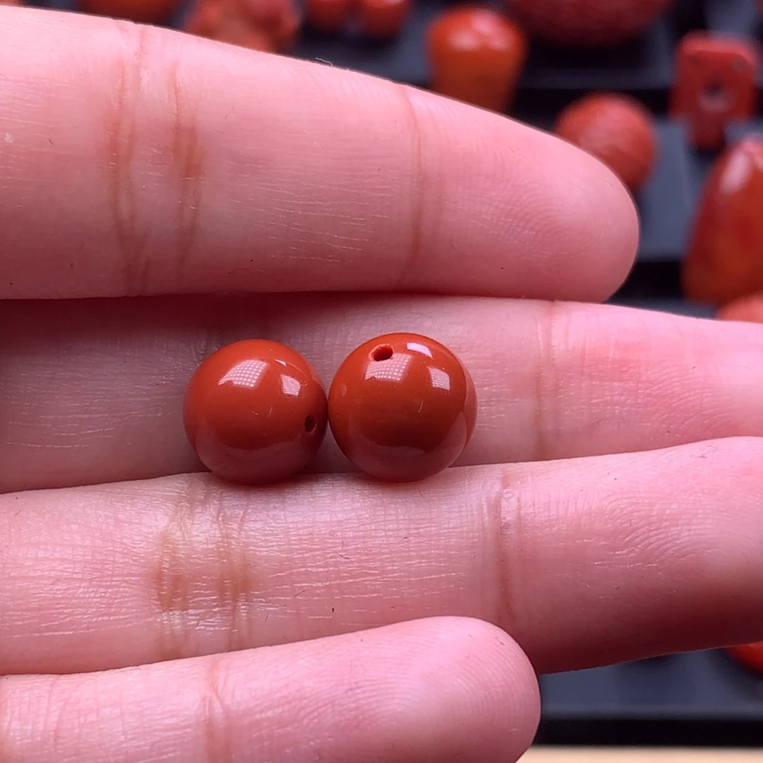 未镶嵌圆珠南红玛瑙年***冬