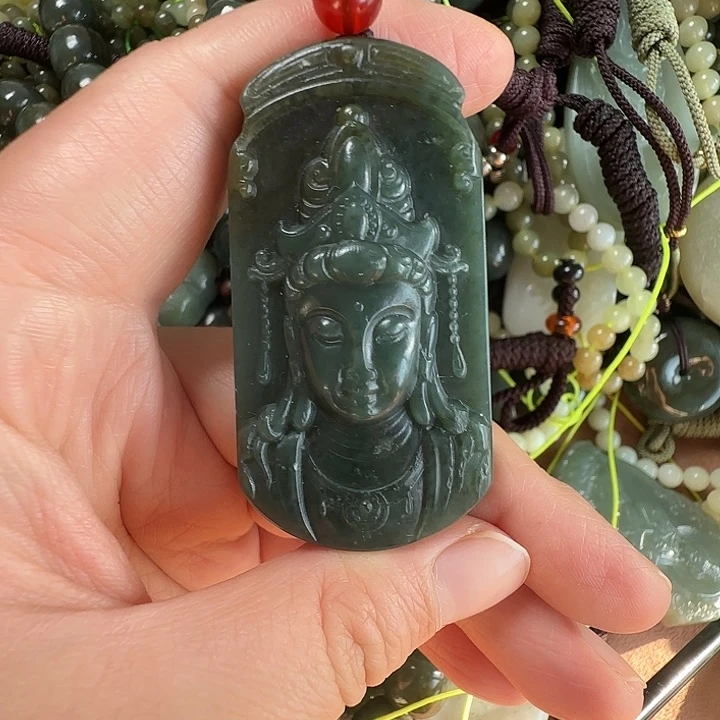 颈饰未镶嵌和田玉