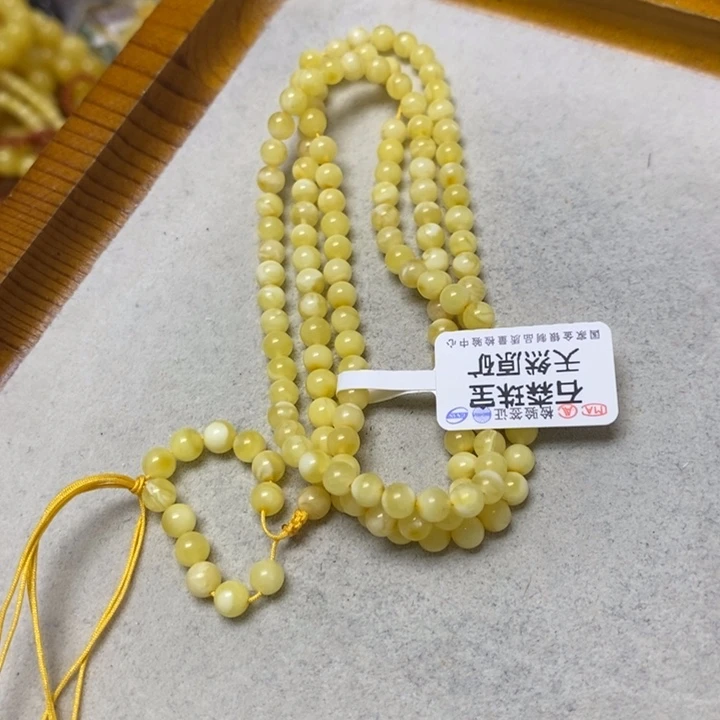 裸石蜜蜡未镶嵌串