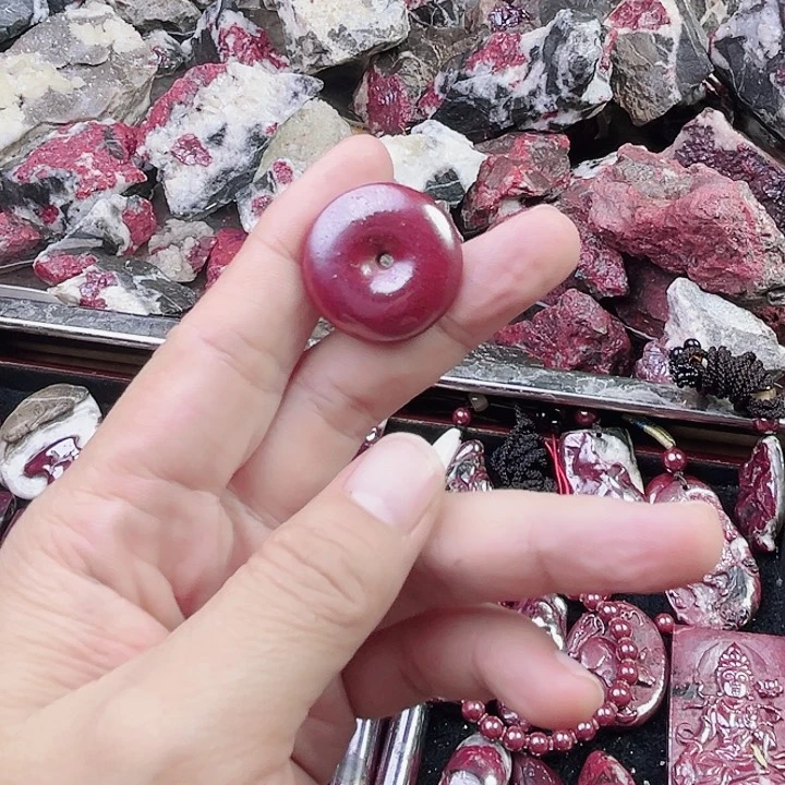 【闪购商品】天然辰砂天然原矿朱砂吊坠