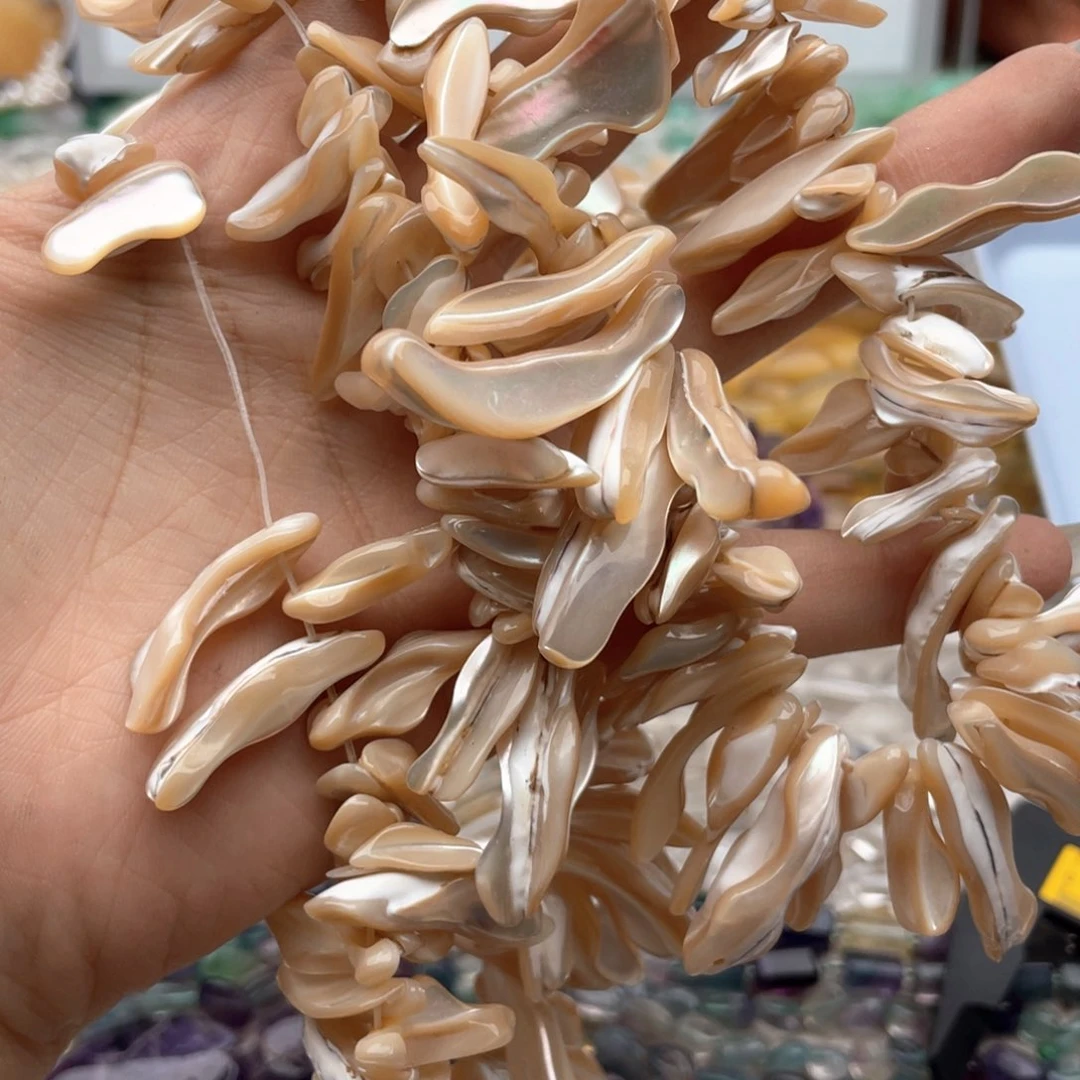 玛瑙/玉髓未镶嵌珠宝半成品一条装老鱼骨长牙