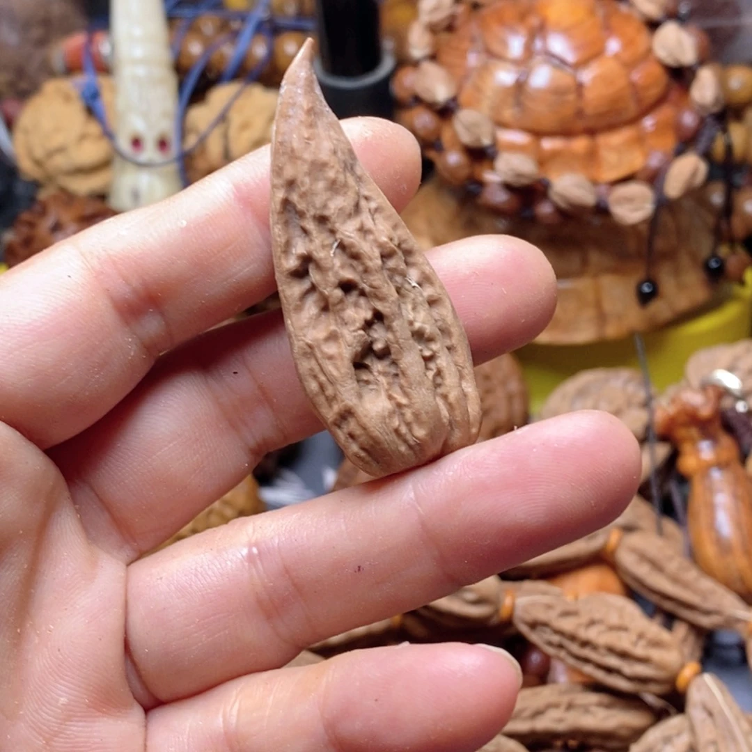 文玩核桃吊坠核桃84