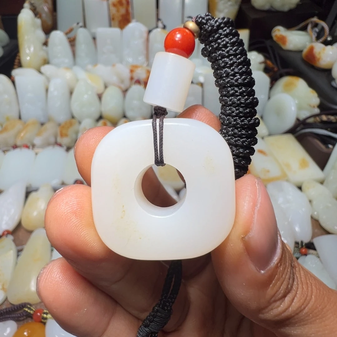 和田玉吊坠(不含链)未镶嵌奋*