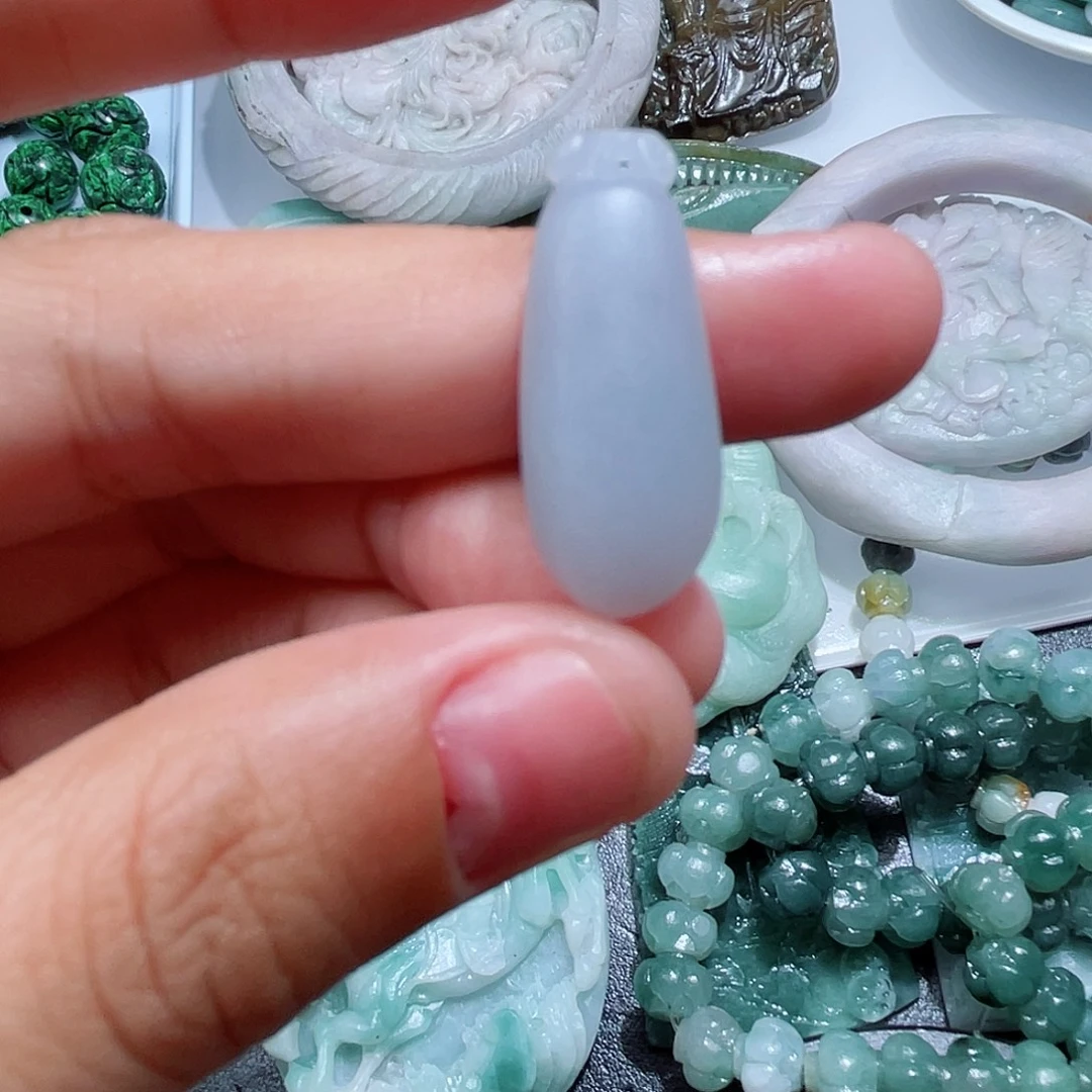 定制翡翠未镶嵌是