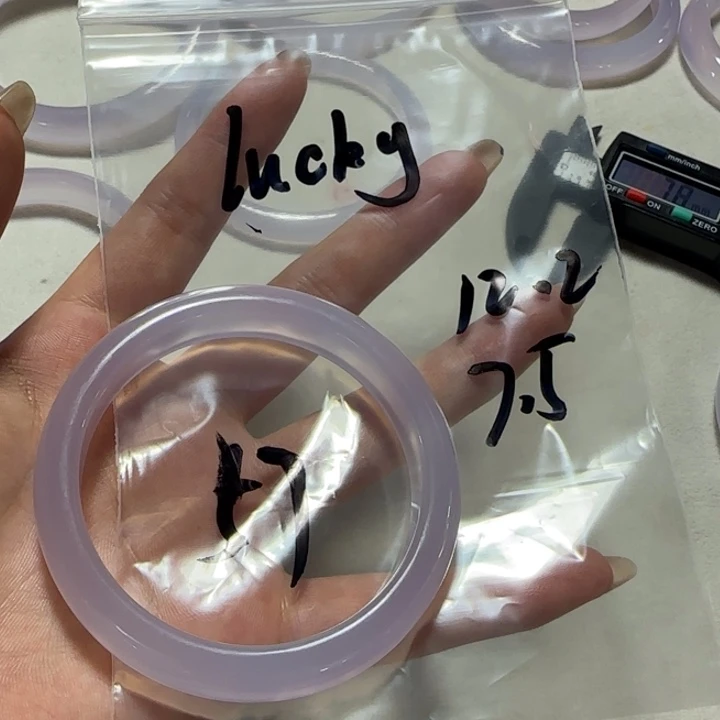 玛瑙/玉髓手镯未镶嵌?***?