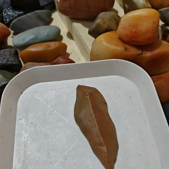 石英质玉（金丝玉）未镶嵌777777777777