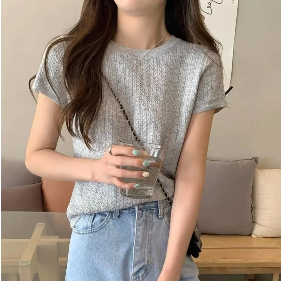 针织衫女短袖2024春夏季新款圆领镂空轻薄短款打底设计感纯色上衣