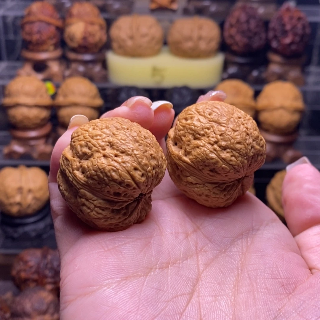 文玩核桃把件Z43小宝石34尺