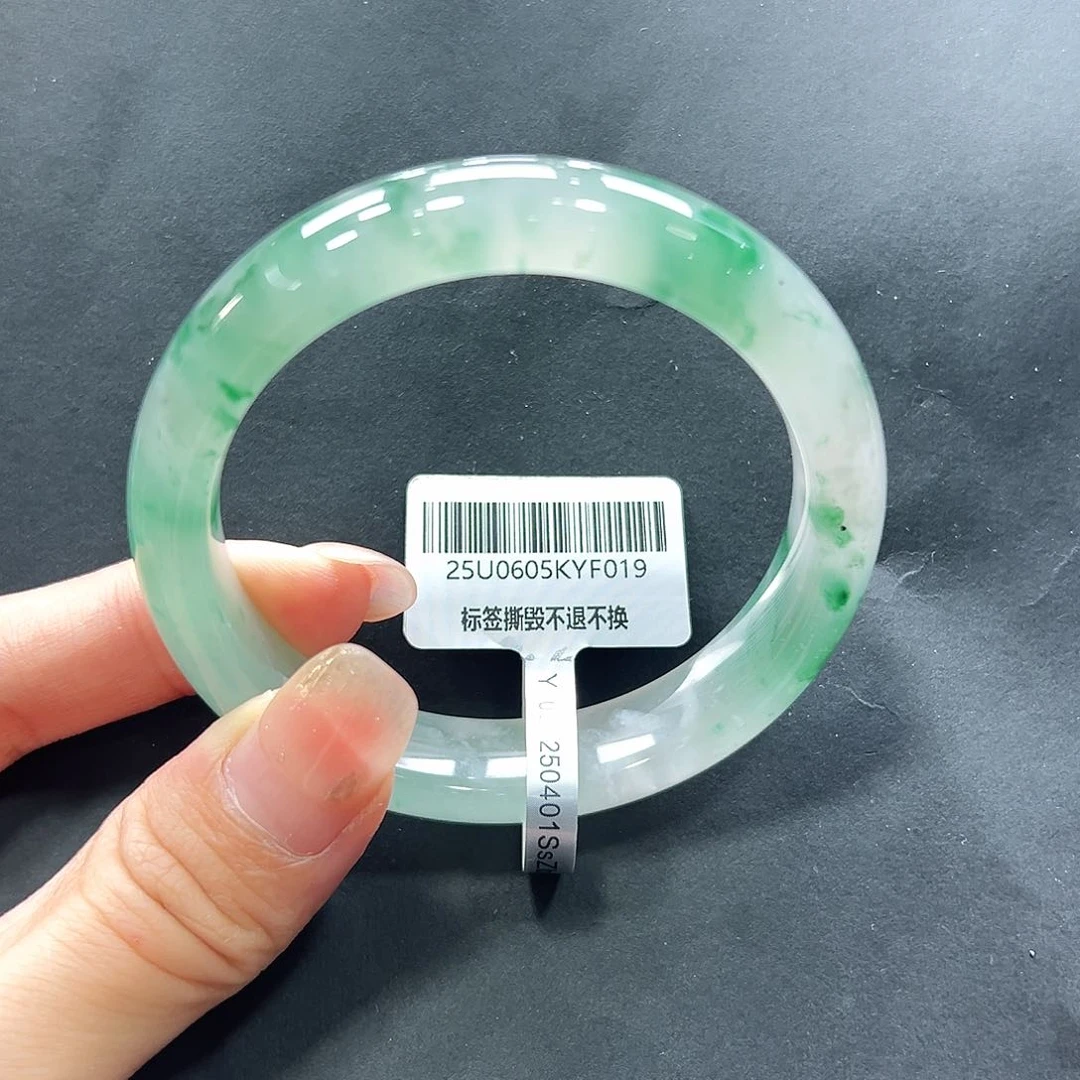 石英质玉手镯未镶嵌汤汤54