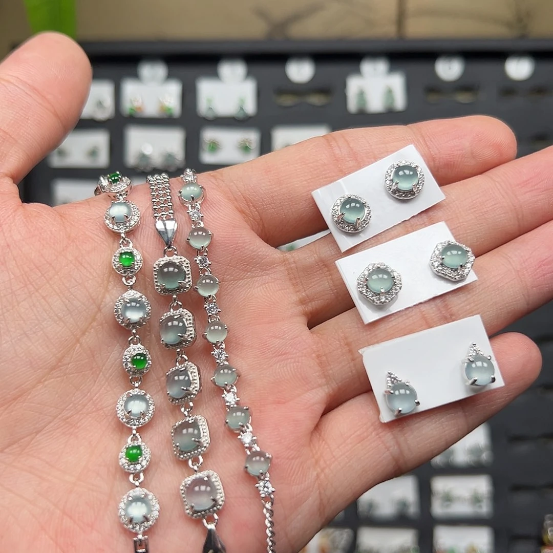 如***q翡翠银S925镶嵌手链6件