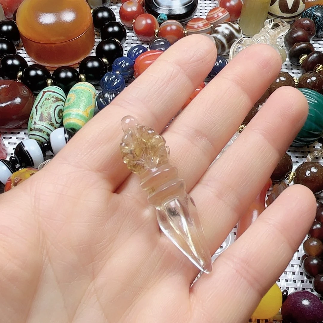 老***袁未镶嵌吊坠(不含链)水晶