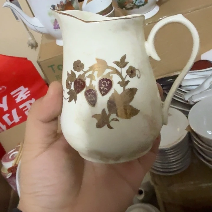 茶盏陶瓷盘子啥都有