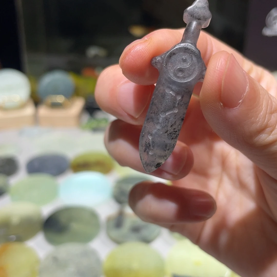 岫玉未镶嵌颈饰颈饰6