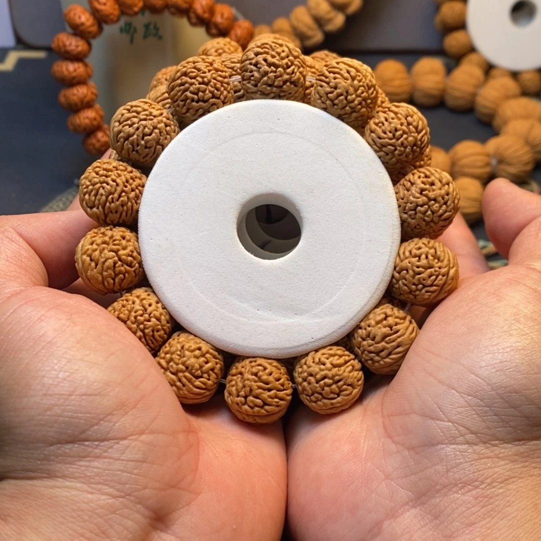 桃核吊坠龙鳞纹桃核17交朋友价格