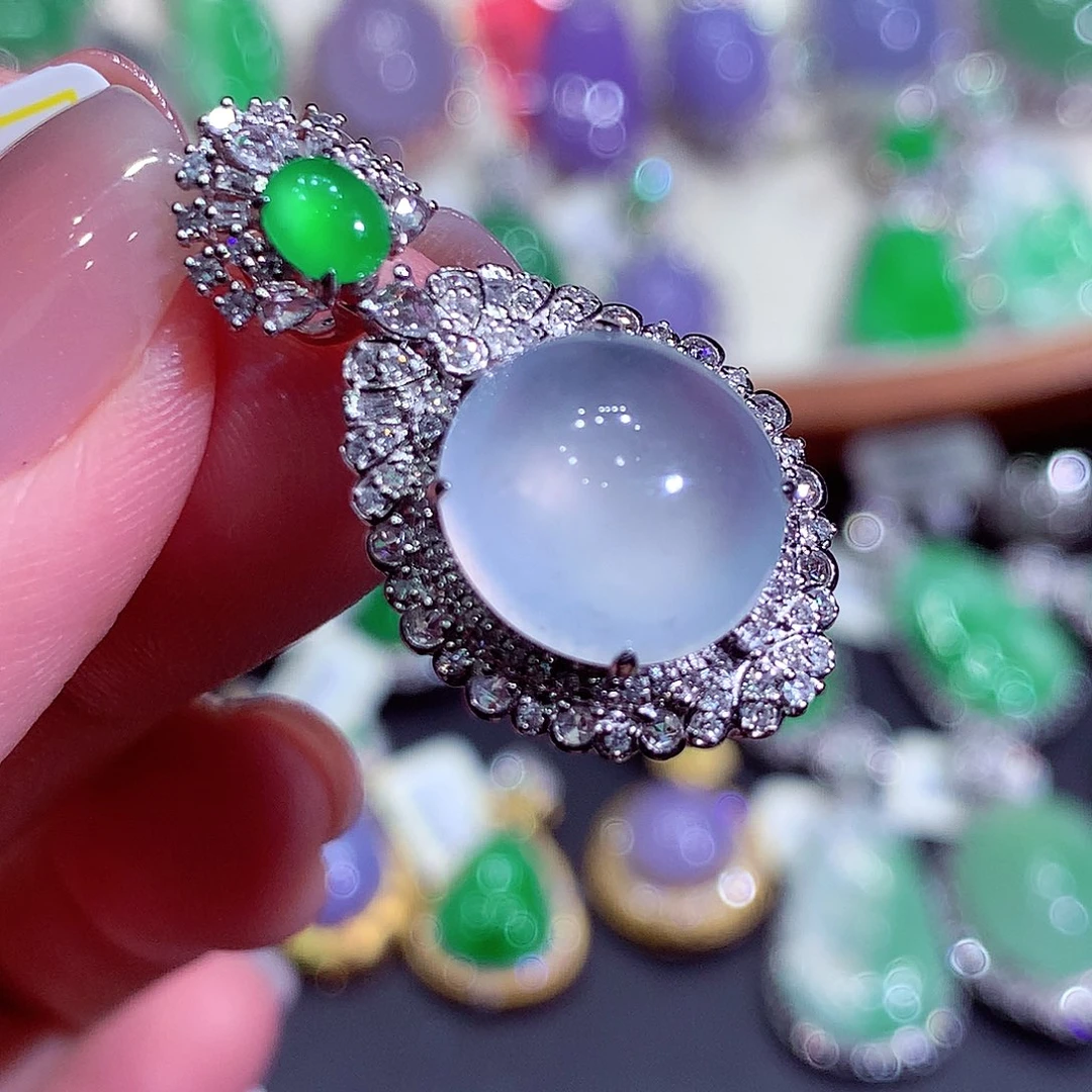 翡翠18K金镶嵌吊坠(不含链)