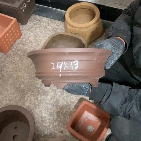 紫砂花盆手工制作