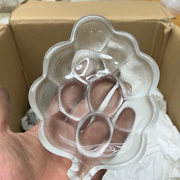 满25包邮。 不退不换.中古品默认瑕疵