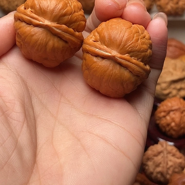 吊坠文玩核桃水晶蟾