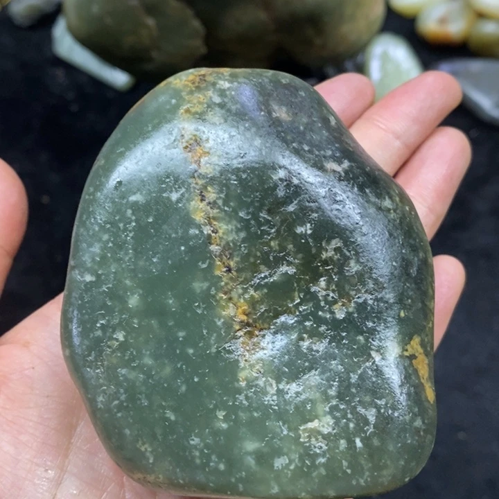 未镶嵌和田玉（糖玉）挂件