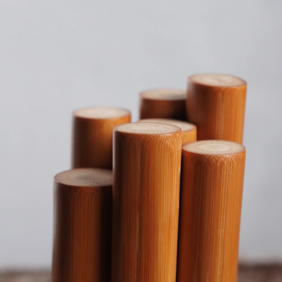 【 聽風記出品】红皮实心竹手把件10x1.9cm