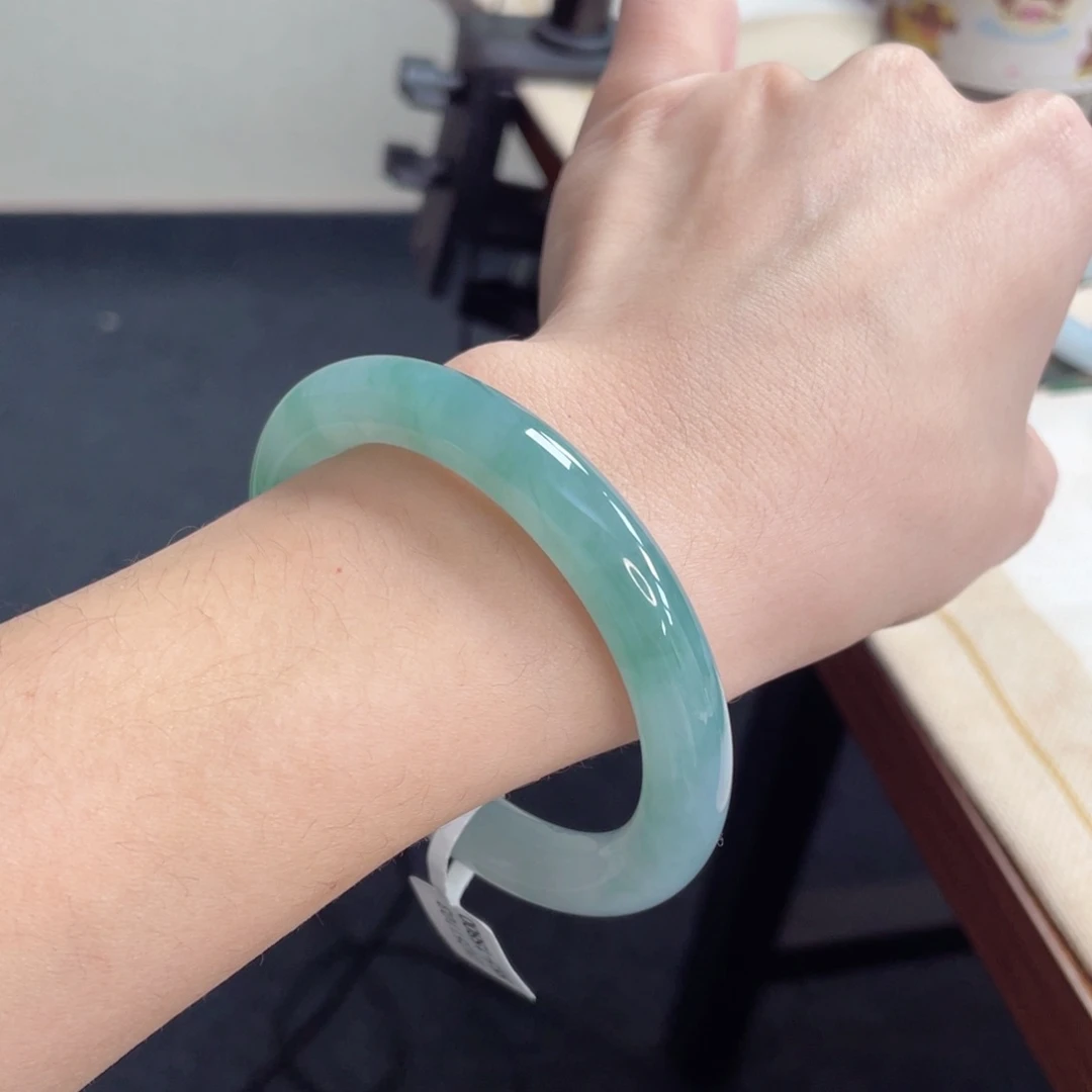 未镶嵌手镯翡翠55.5湖水蓝巨显白26号