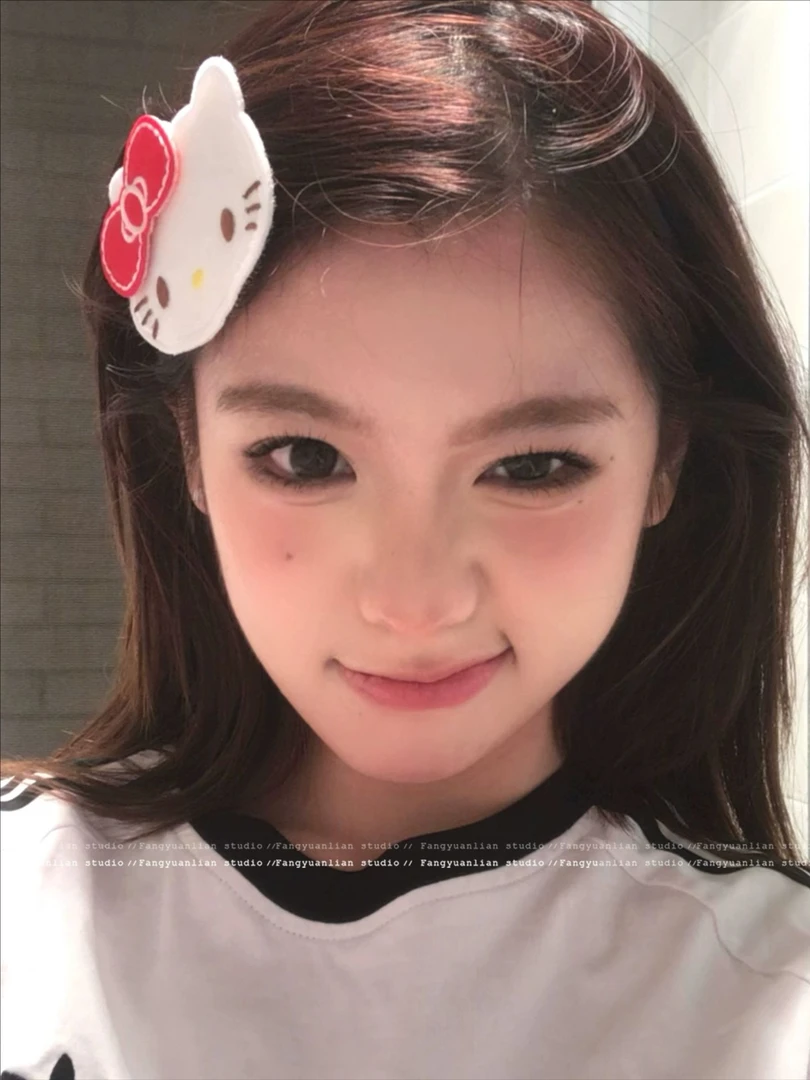 韩系甜美kt猫蝴蝶结刘海贴女洗脸压发侧边碎发无痕贴整理神器发饰