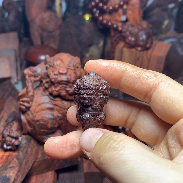 檀香紫檀（小叶紫檀）?*?