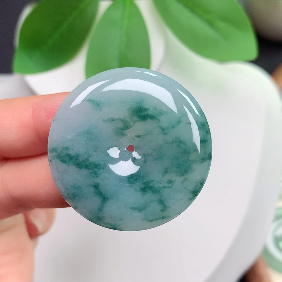 颈饰未镶嵌翡翠平安扣 35.3x6.1mm