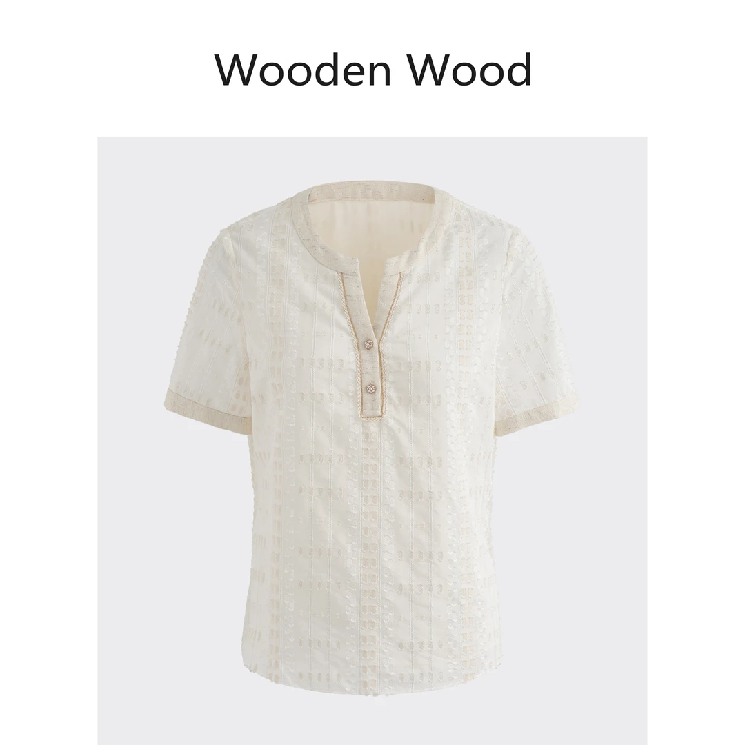 Wooden Wood“闲暇时光”设计感织金压花时尚洋气减龄上衣W25XS535