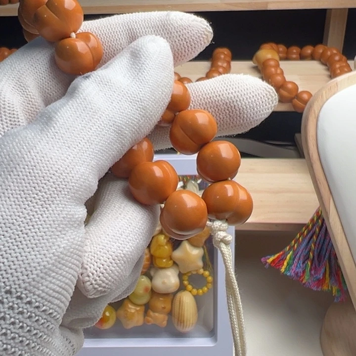 来***了猴头核桃手串猴头