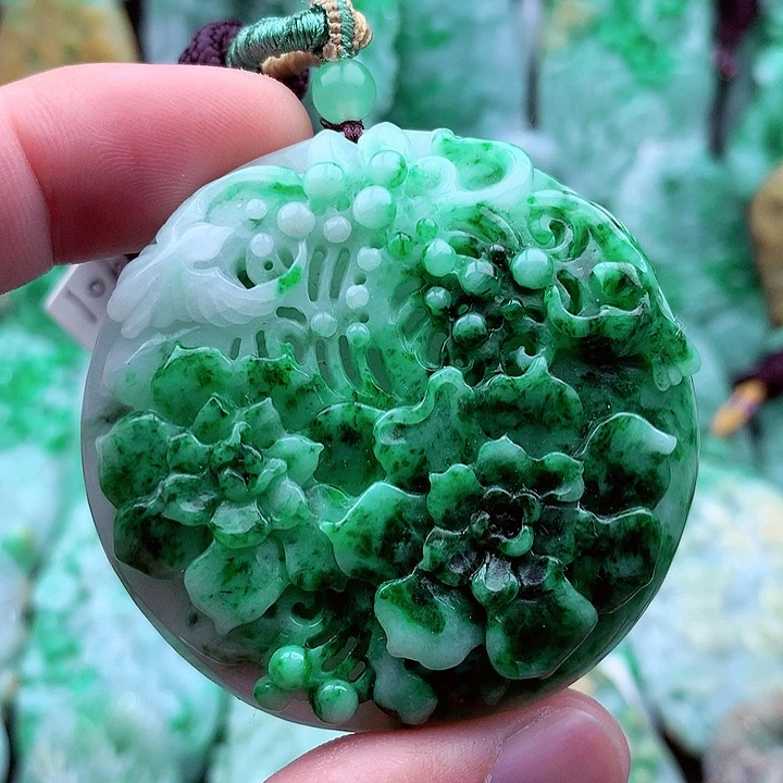 翡翠吊坠(不含链)未镶嵌