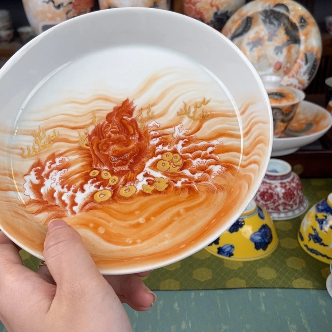 陶瓷的大家庭的温暖和温暖