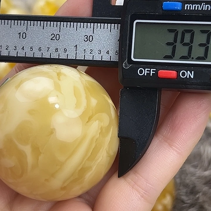 *****蜜蜡未镶嵌裸石886